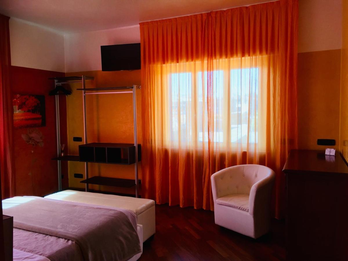 B2In Suite & Office Capriate San Gervasio Esterno foto