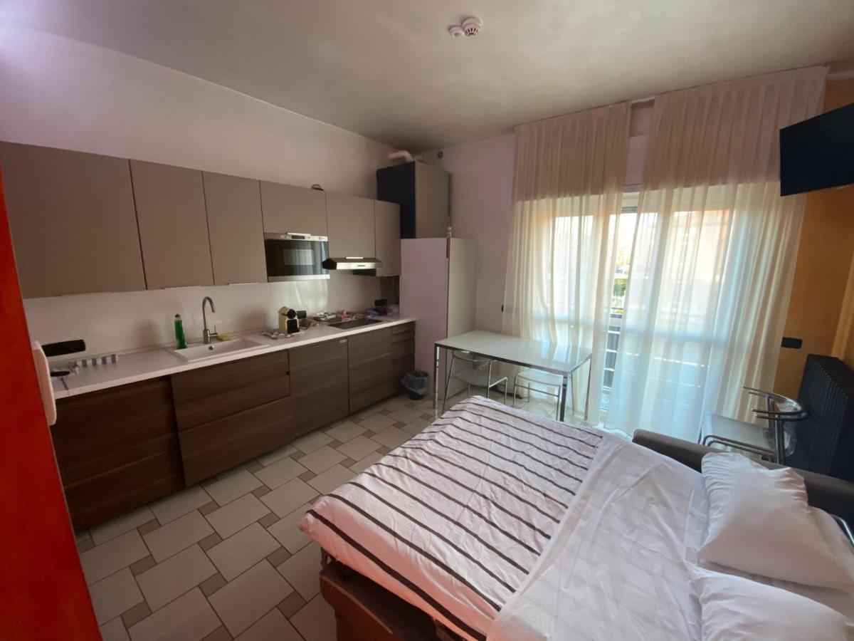 B2In Suite & Office Capriate San Gervasio Esterno foto