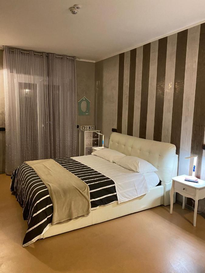B2In Suite & Office Capriate San Gervasio Esterno foto